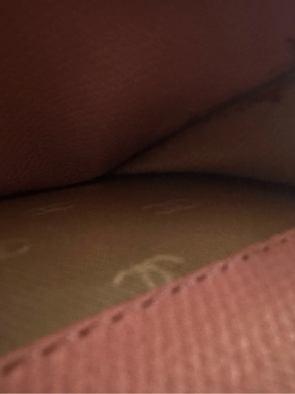 CHANEL Vintage Coco Button Yen Long Wallet – Dusty Pink Caviar Leather
